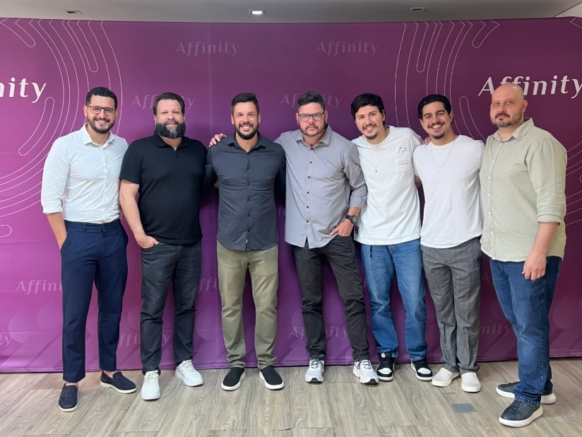 Equipe Affinity participando de uma ação coletiva