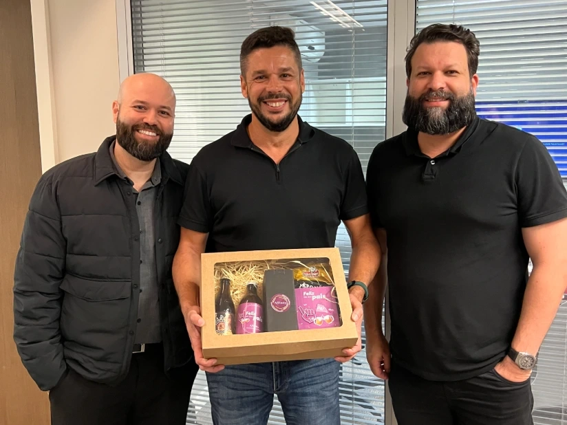 Equipe Affinity reunida em campanha de relacionamento